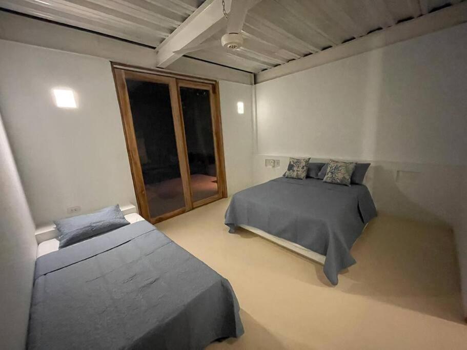 Casa Mantas, Islas Del Rosario