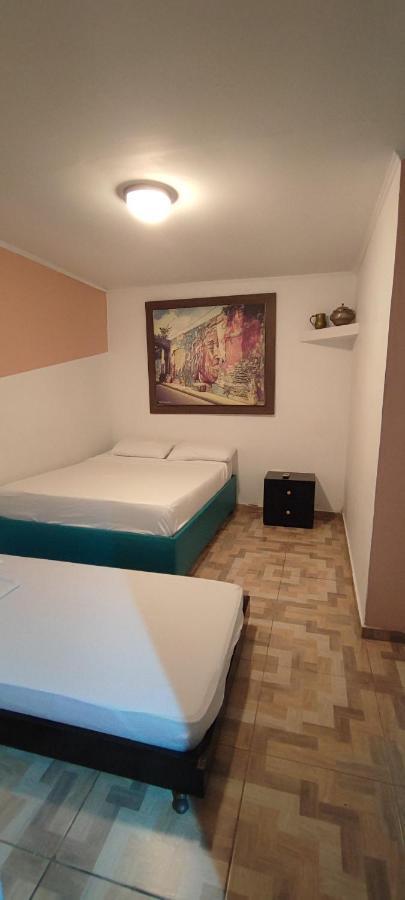 Pensión New Casa Dora Cartagena