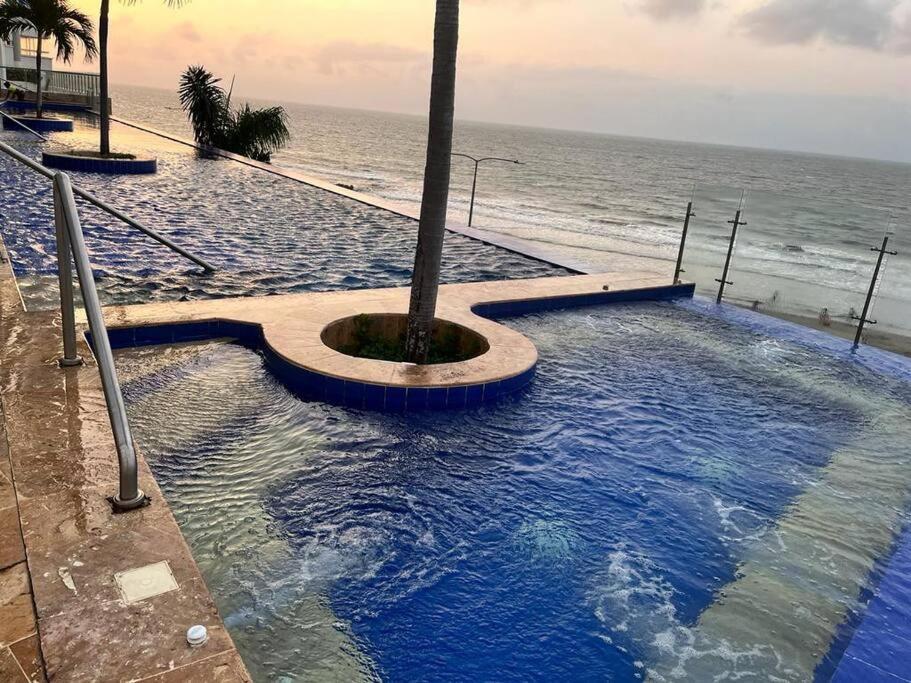 Endless Blue * Cartagena