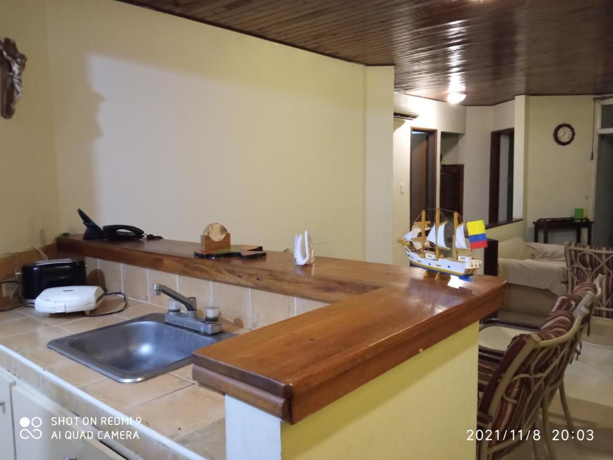 Beachfront Bocagrande Sea View 2 Bedrooms
