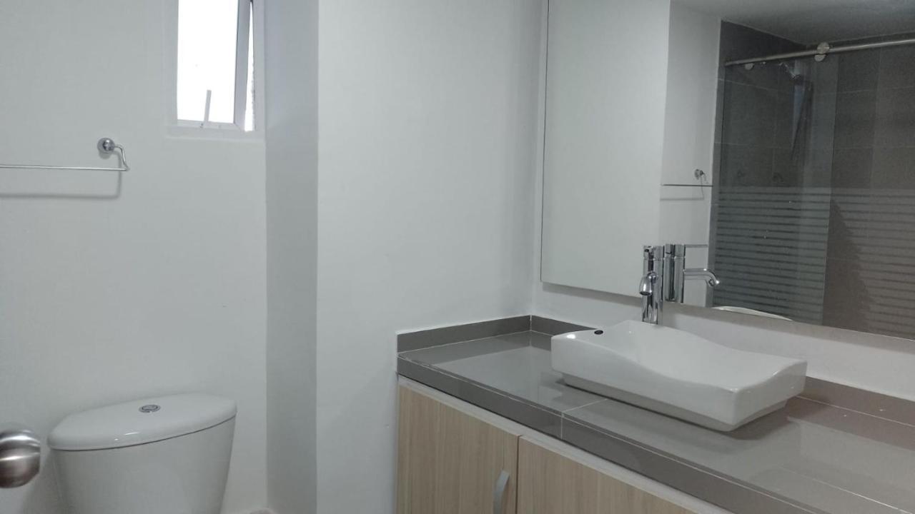 3 Carabelas Piso 16 *