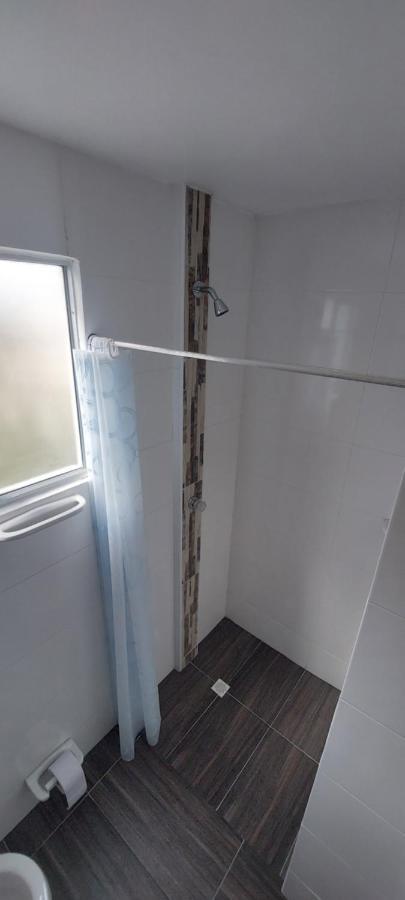 Hermoso Con Balcon, 3 Alcobas Apartamento