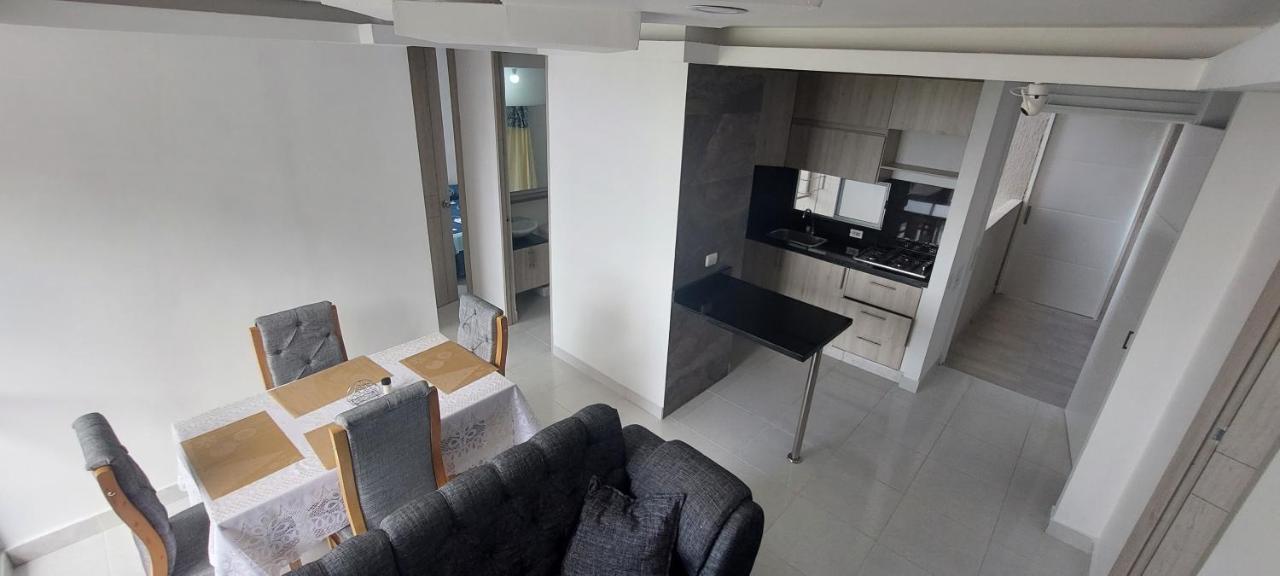 Apartamento Hermoso Con Balcon, 3 Alcobas *