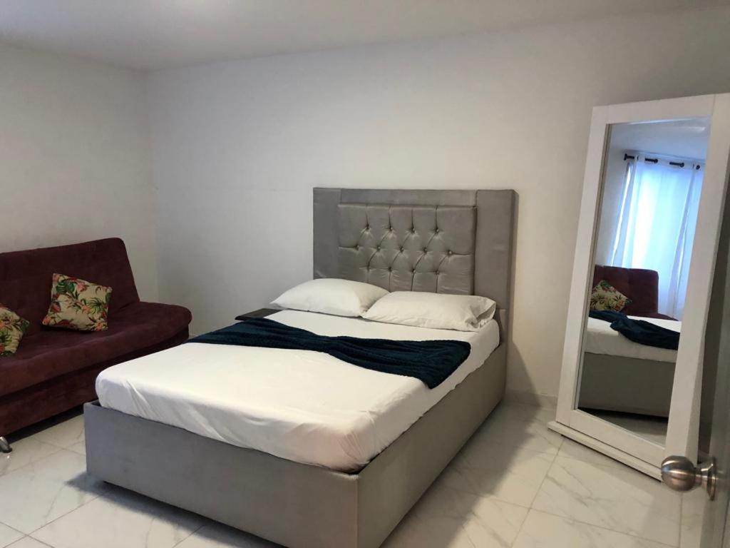 Apartamento En El Edificio Nuevo Conquistador Con Vista Al Mar Apartment *