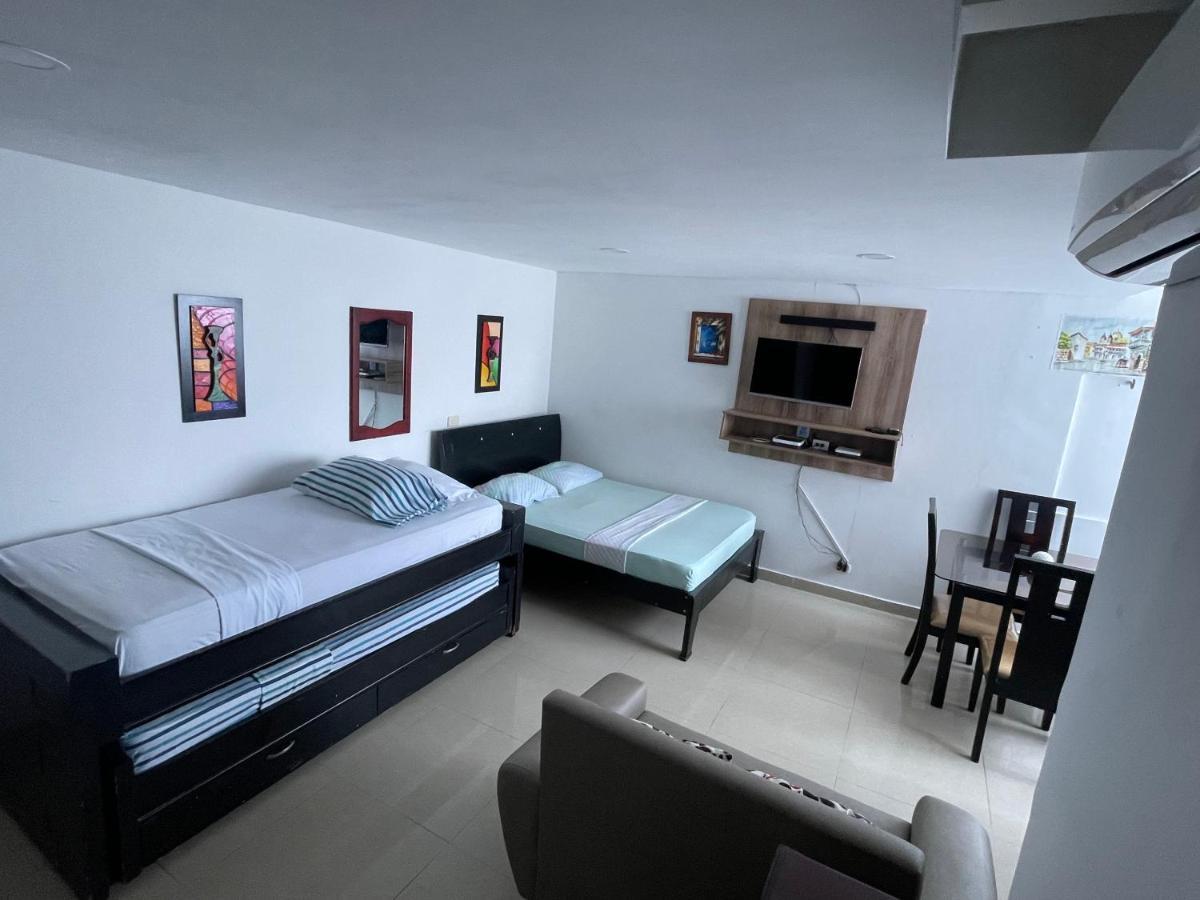 Apartamento En Edificio El Conquistador