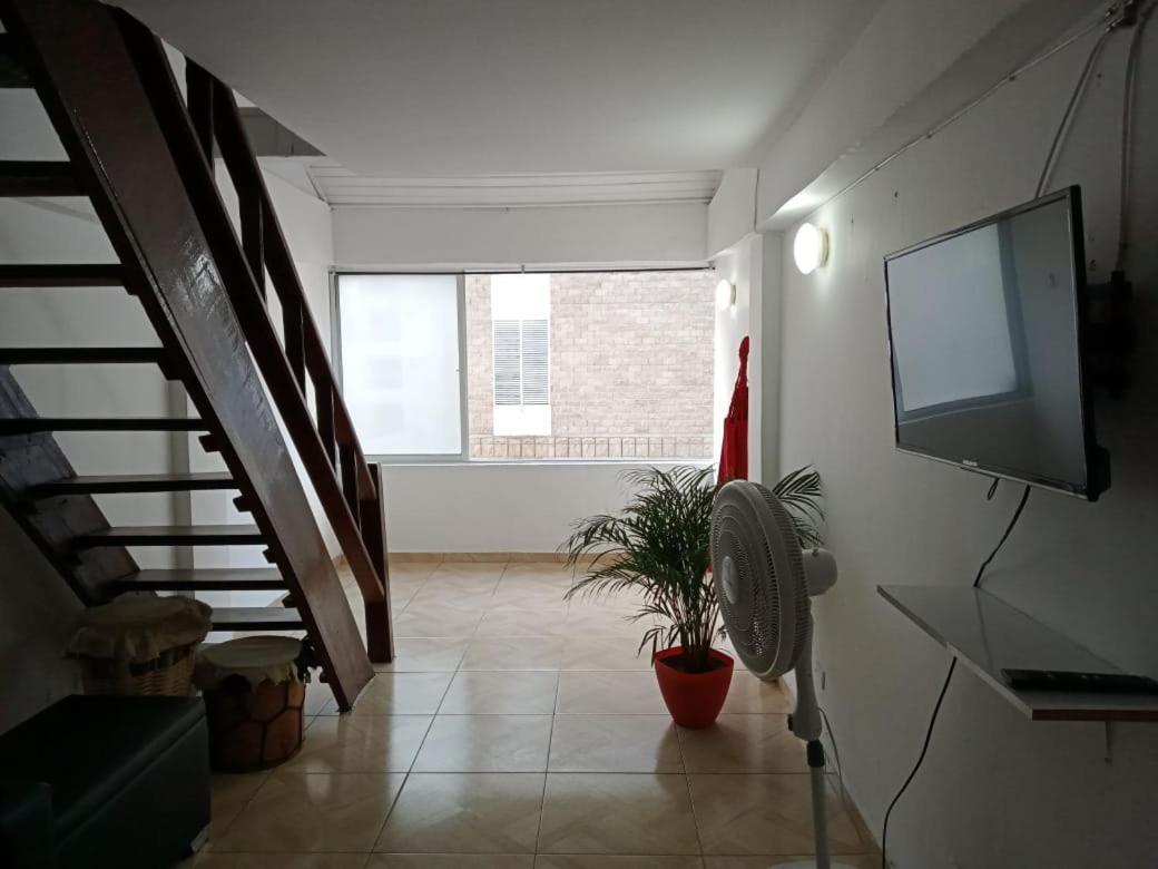 Apto Frente A La Playa De Marbella Apartamento *