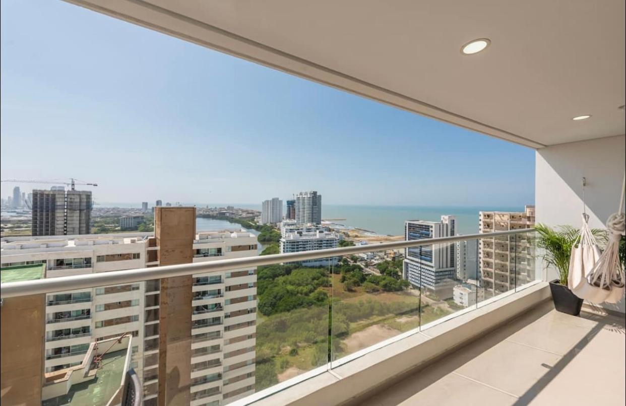 Espectacular Apartamento Con Excelente Vista Cabrero Marina Club