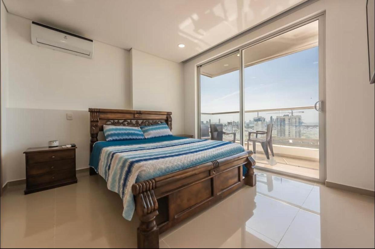 Espectacular Apartamento Con Excelente Vista Cabrero Marina Club Apartment *