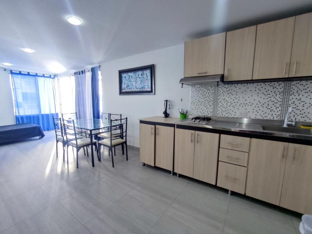 Apartamento Con Balcon Y Vista Al Mar