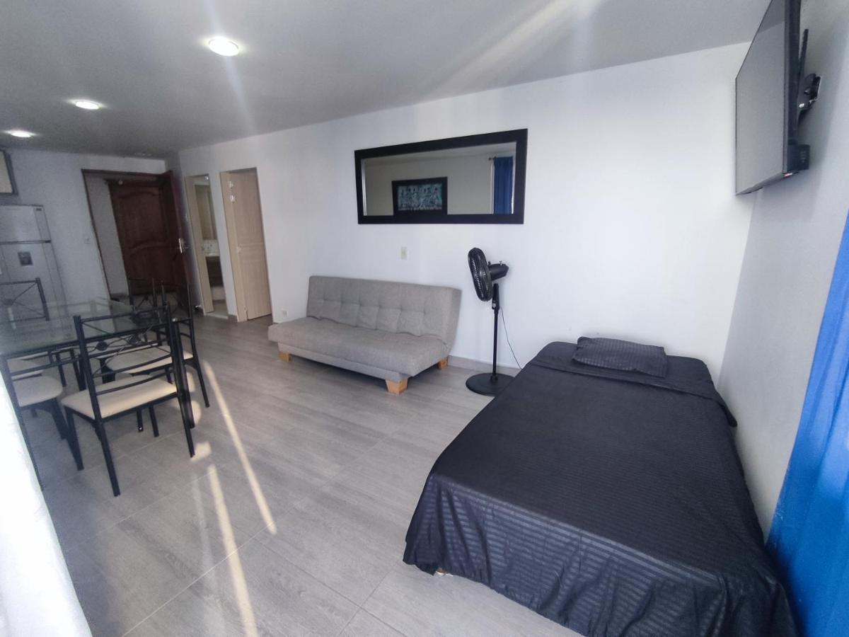 Con Balcon Y Vista Al Mar Apartamento