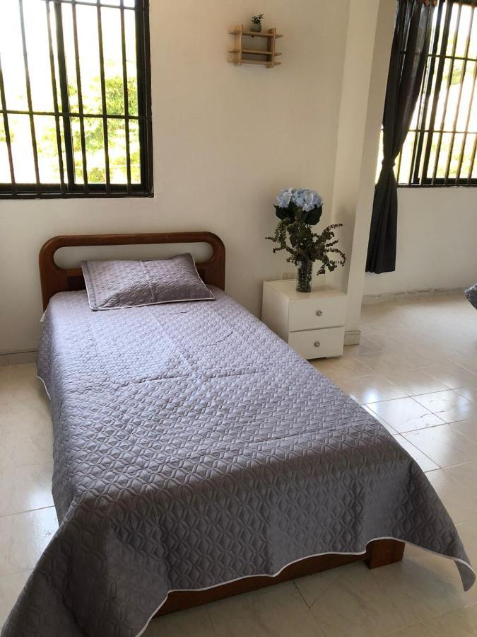 Independientes Cerca Al Aeropuerto 1 Homestay