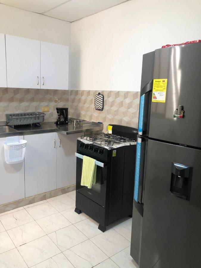 Independientes Cerca Al Aeropuerto 1 * Cartagena