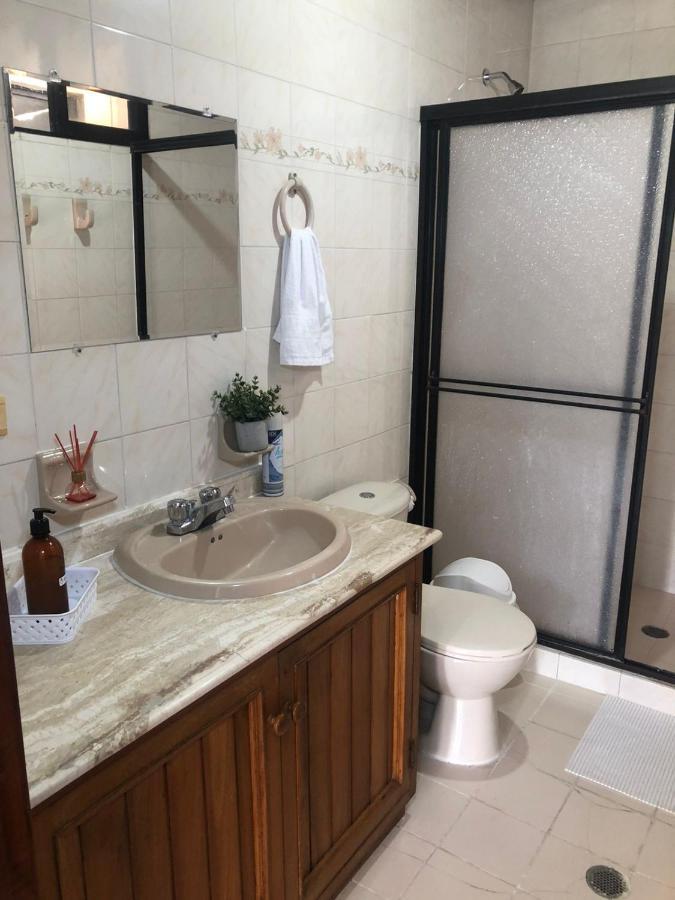 Independientes Cerca Al Aeropuerto 3 Guest house