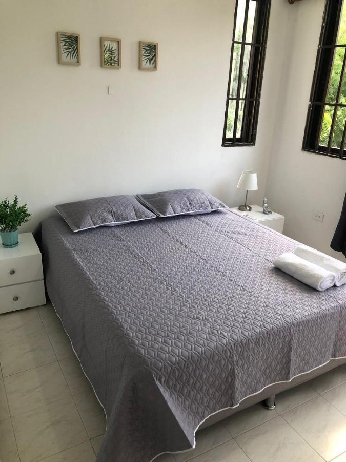 Independientes Cerca Al Aeropuerto 3 Guest house *