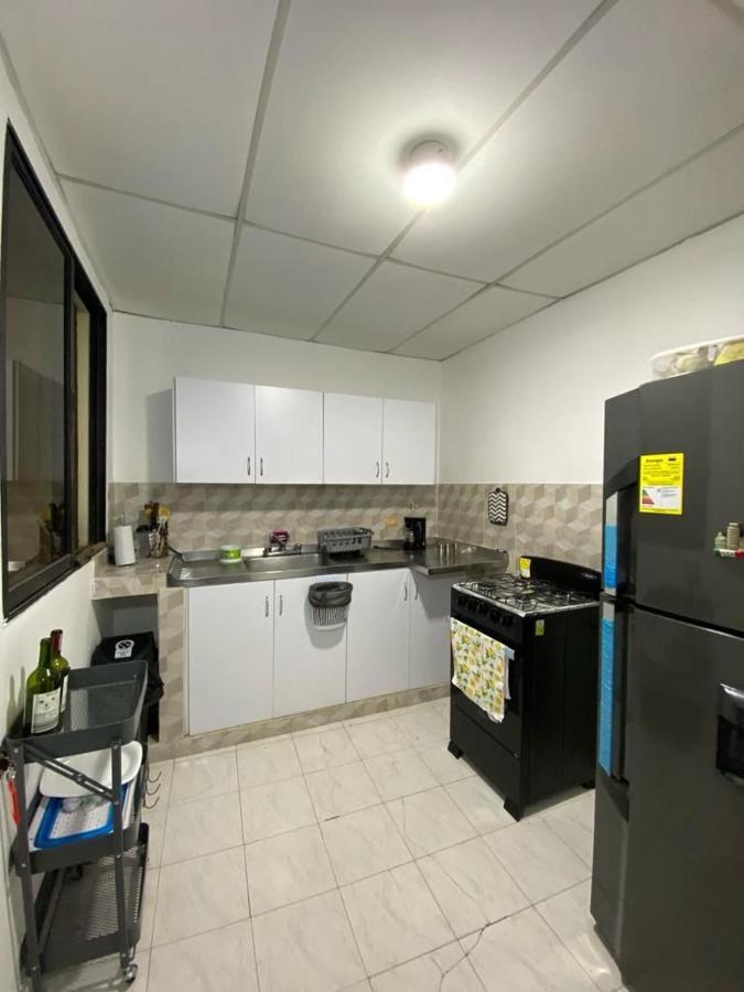 Independientes Cerca Al Aeropuerto 3 Guest house Cartagena