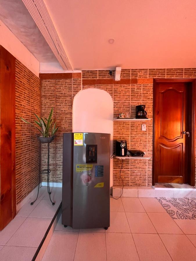 Habitación Con Entrada Independiente Cerca Al Centro Histórico Habitación en casa particular