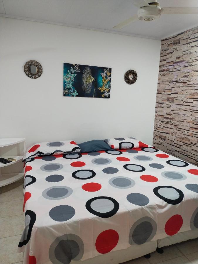 Habitación en casa particular Casa 39-37