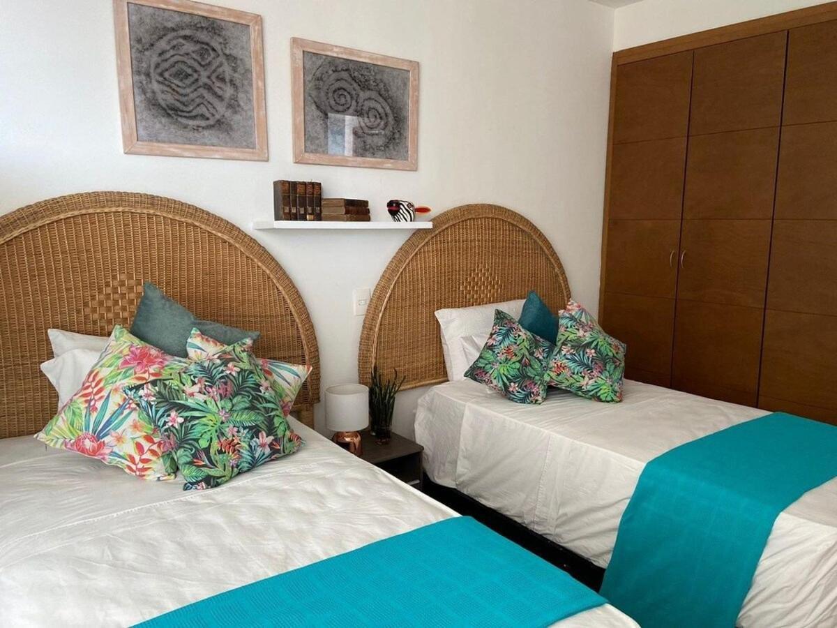 The Tropical And Chic Flat At 20b2 *