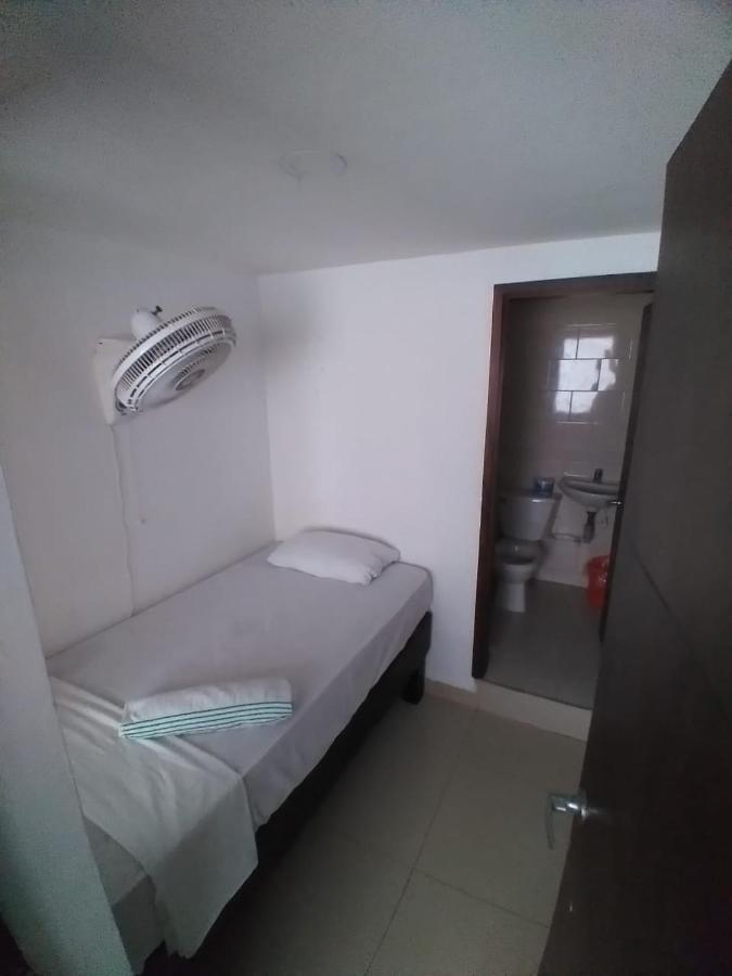 Duplex 803 Edificio Marina Del Rey, Laguito *