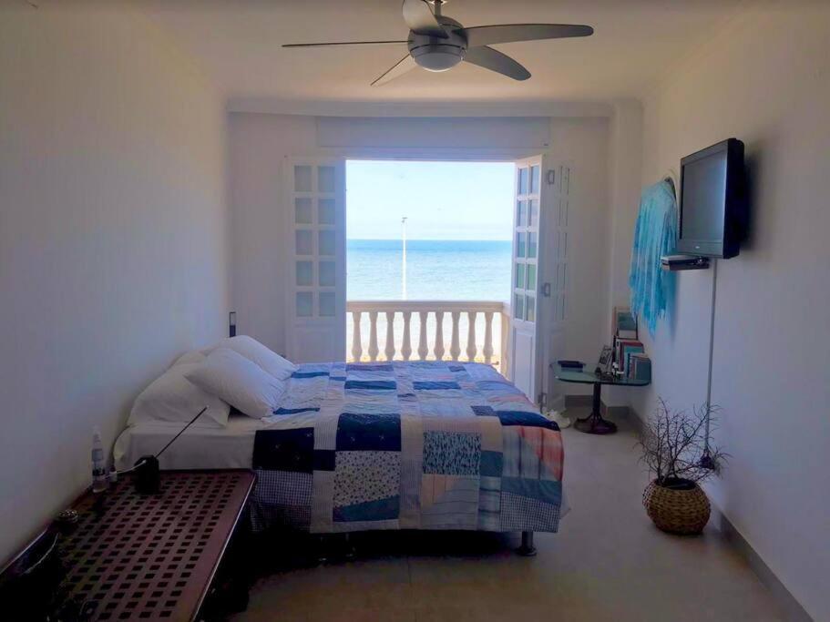 Apt. With Rooftop & Ocean View In The Old City Apartamento