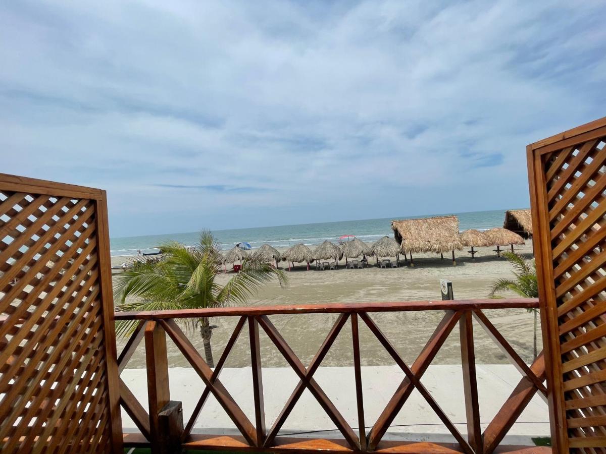 Y Restaurante Yalis