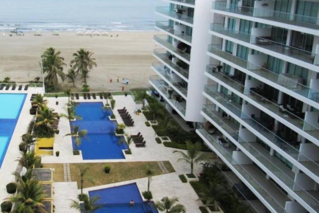 Comodo Apartamento En Servicio Domestico Incluido Apartamento Cartagena