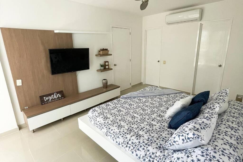 Comodo Apartamento En Servicio Domestico Incluido Apartamento *
