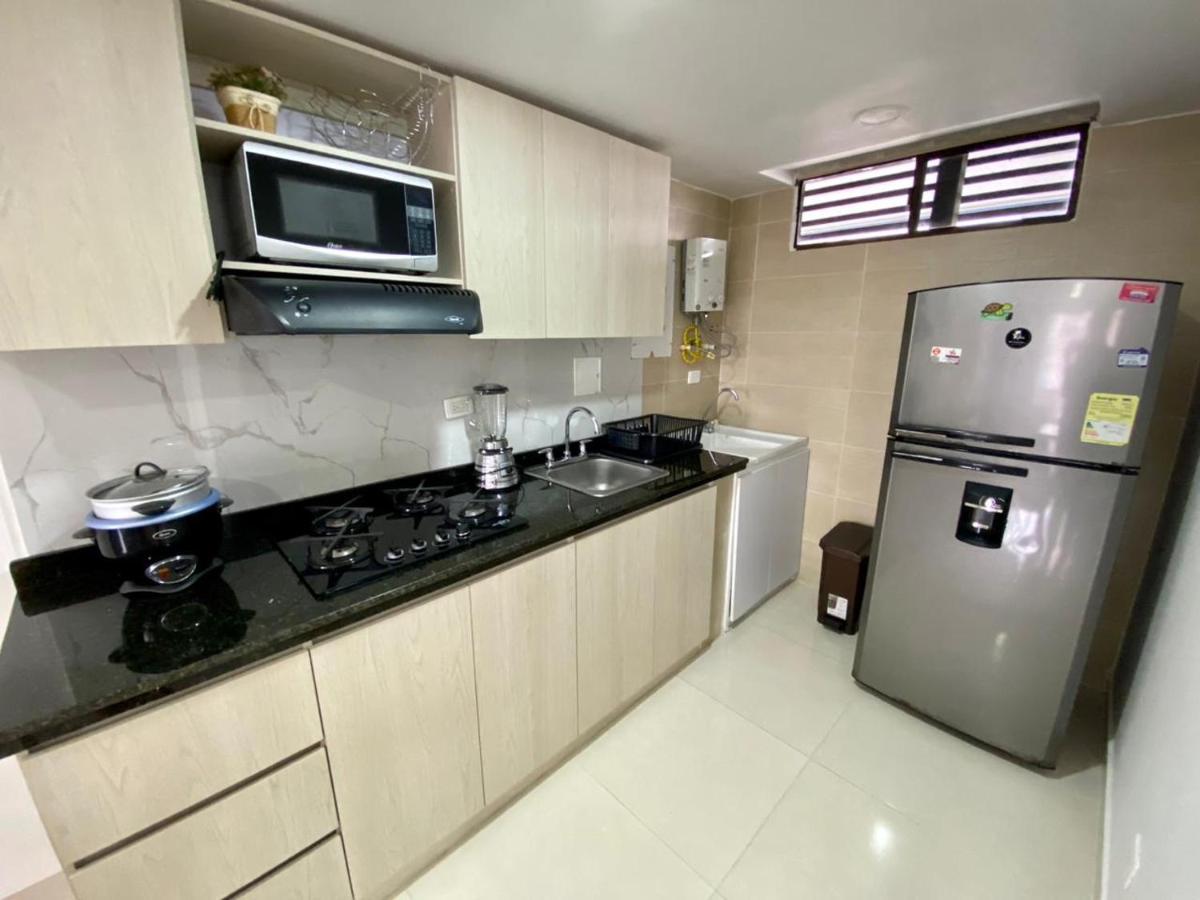 En Edificio Portofino Remodelados Icdi Apartamento