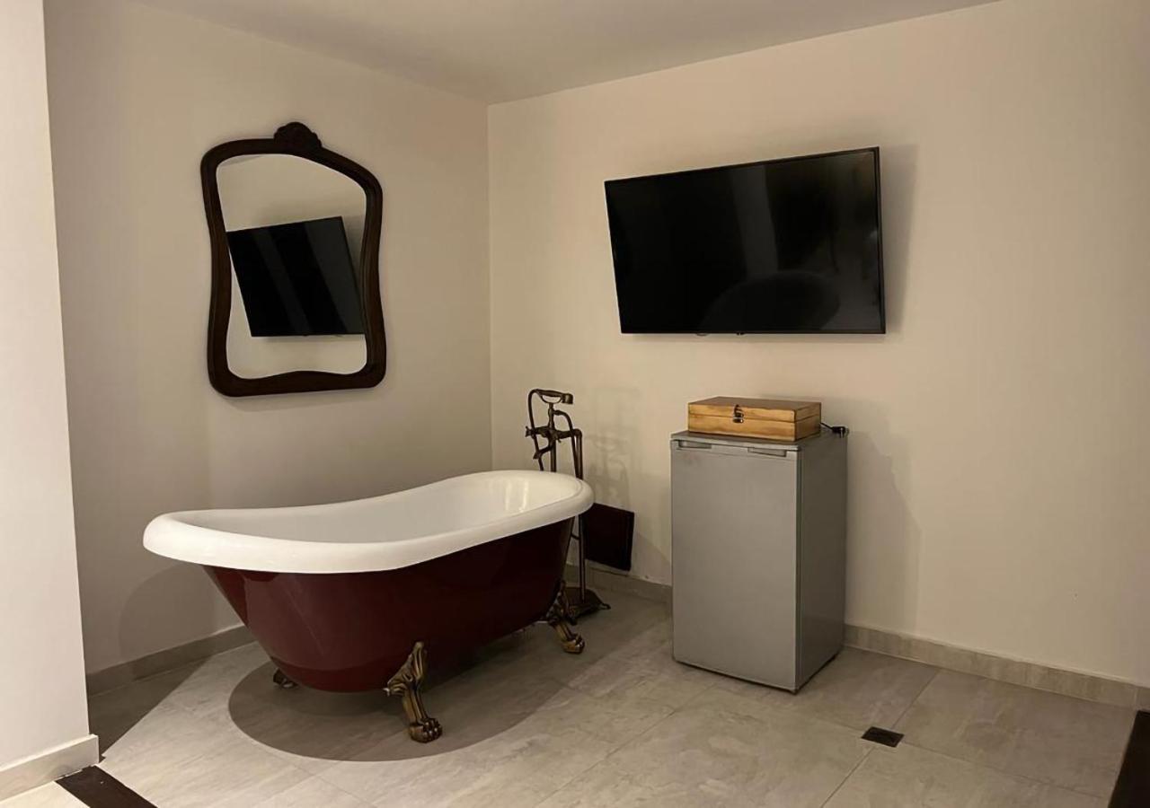 Hotel Dorado Plaza Calle del Arsenal 3*