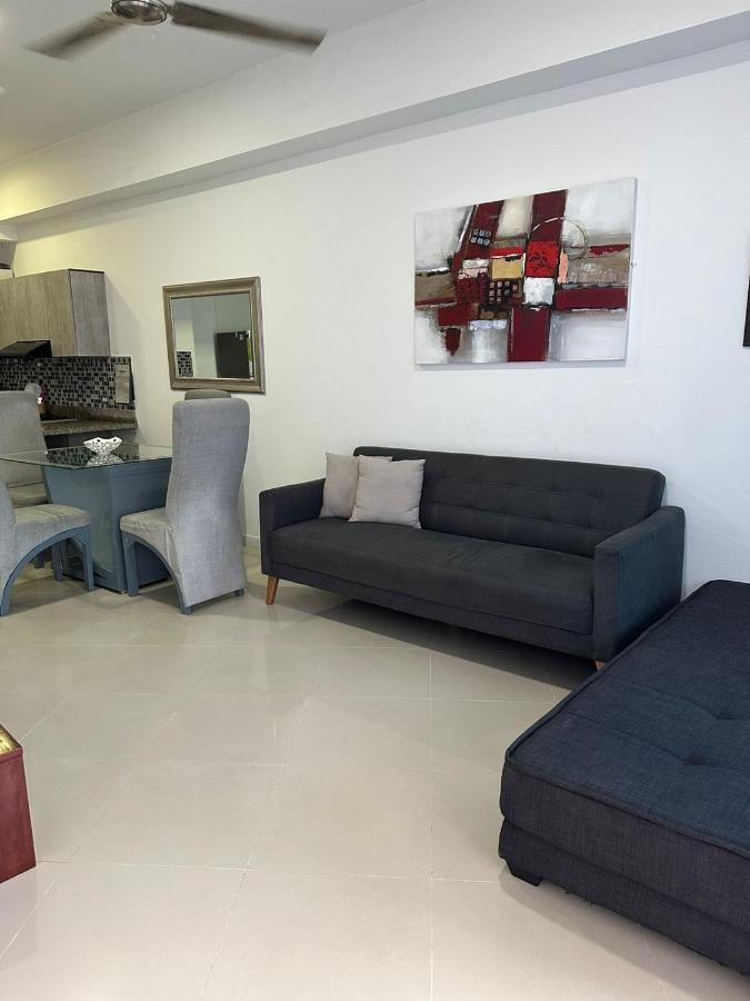 Apartamento Lujoso A Un Minuto De La Playa Del Laguito, La Mejor Playa De De Indias Apartment *