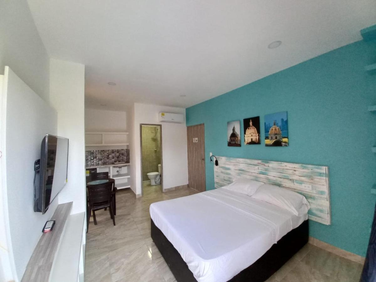 Avadia Del Mar Apartahotel *