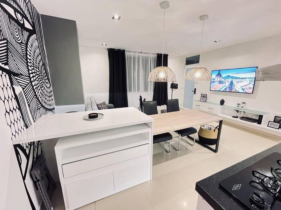 Espanola 2b Dream 2bed 1ba Apartment