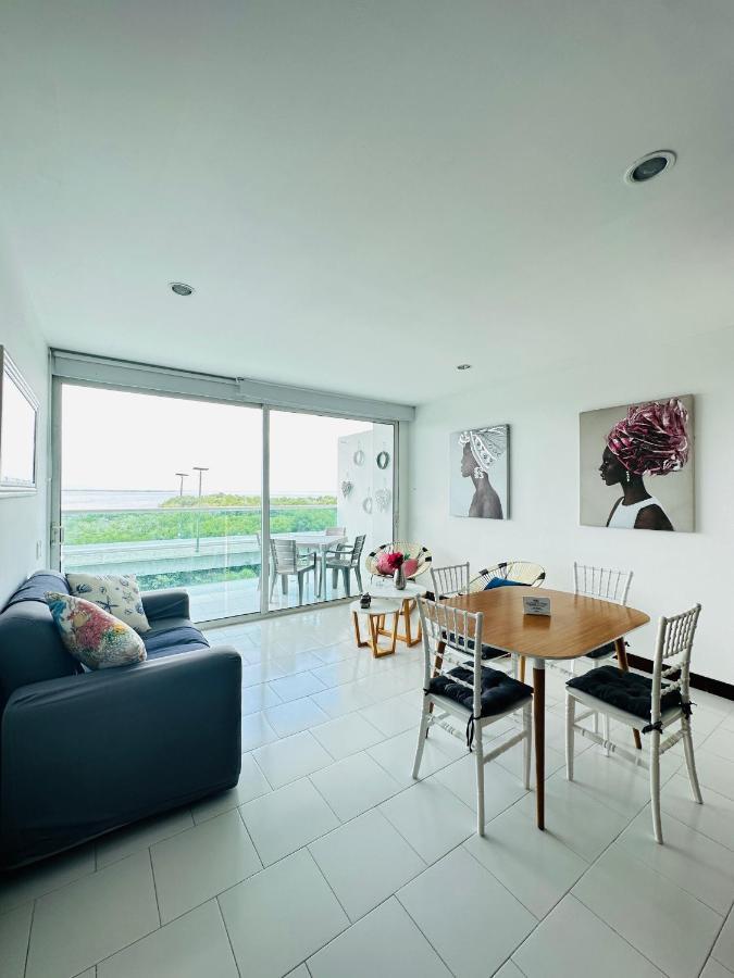 Apartamento Espectacular Apto En Con Salida Directa A La Playa *