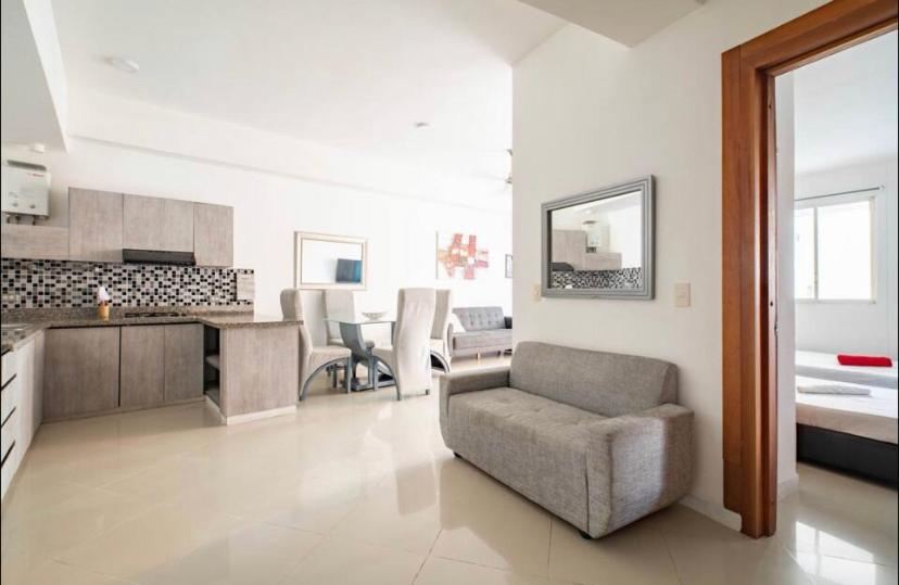 Apartamento Lujoso A Un Minuto De La Playa Del Laguito, La Mejor Playa De De Indias