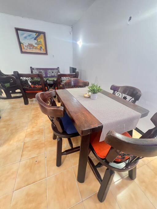 Apartamento 2 2 Banos En Bocagrande, *