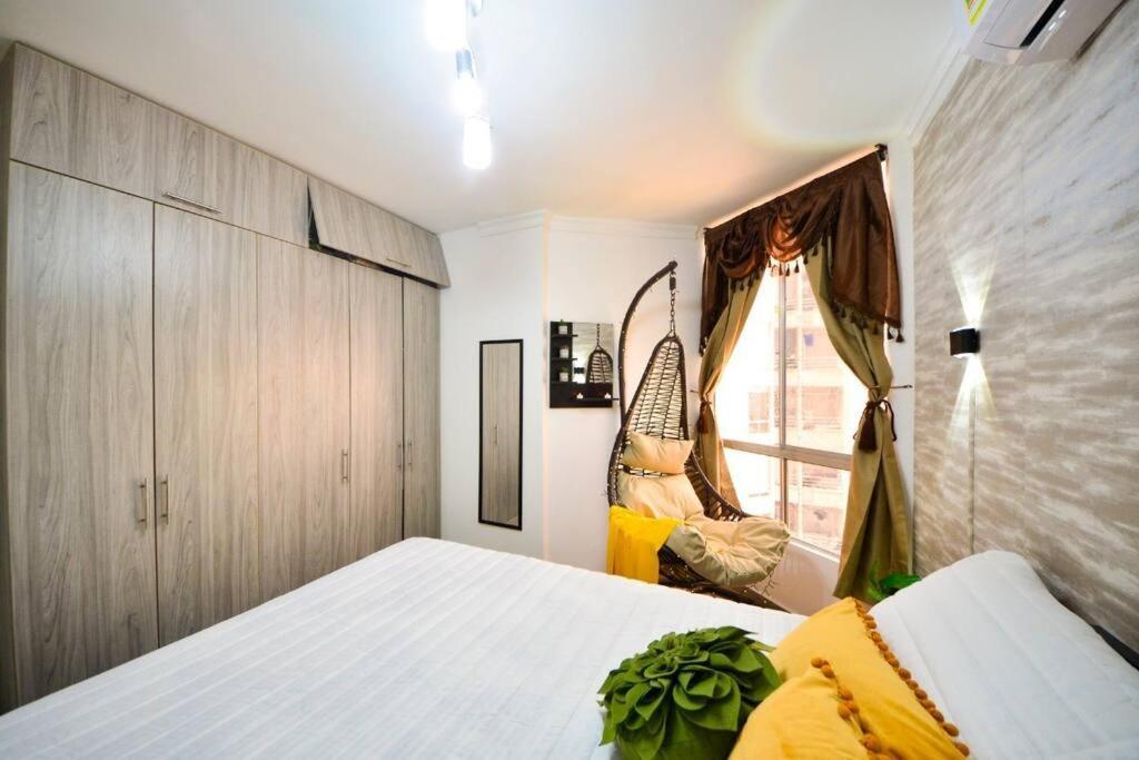 Apartamento Cozy Just Steps From The