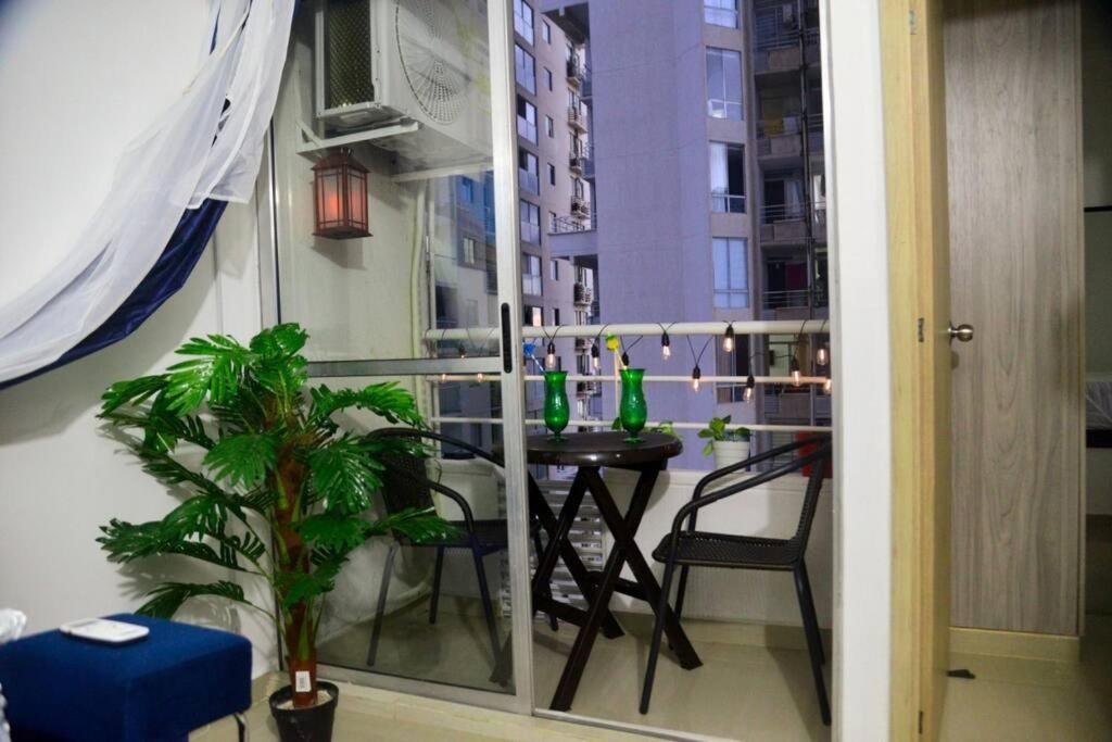 Apartamento Cozy Just Steps From The