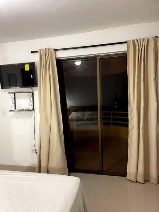 Lindo Dpto,1ra Linea De Playa, A 2 Cdras Amurallas Apartamento