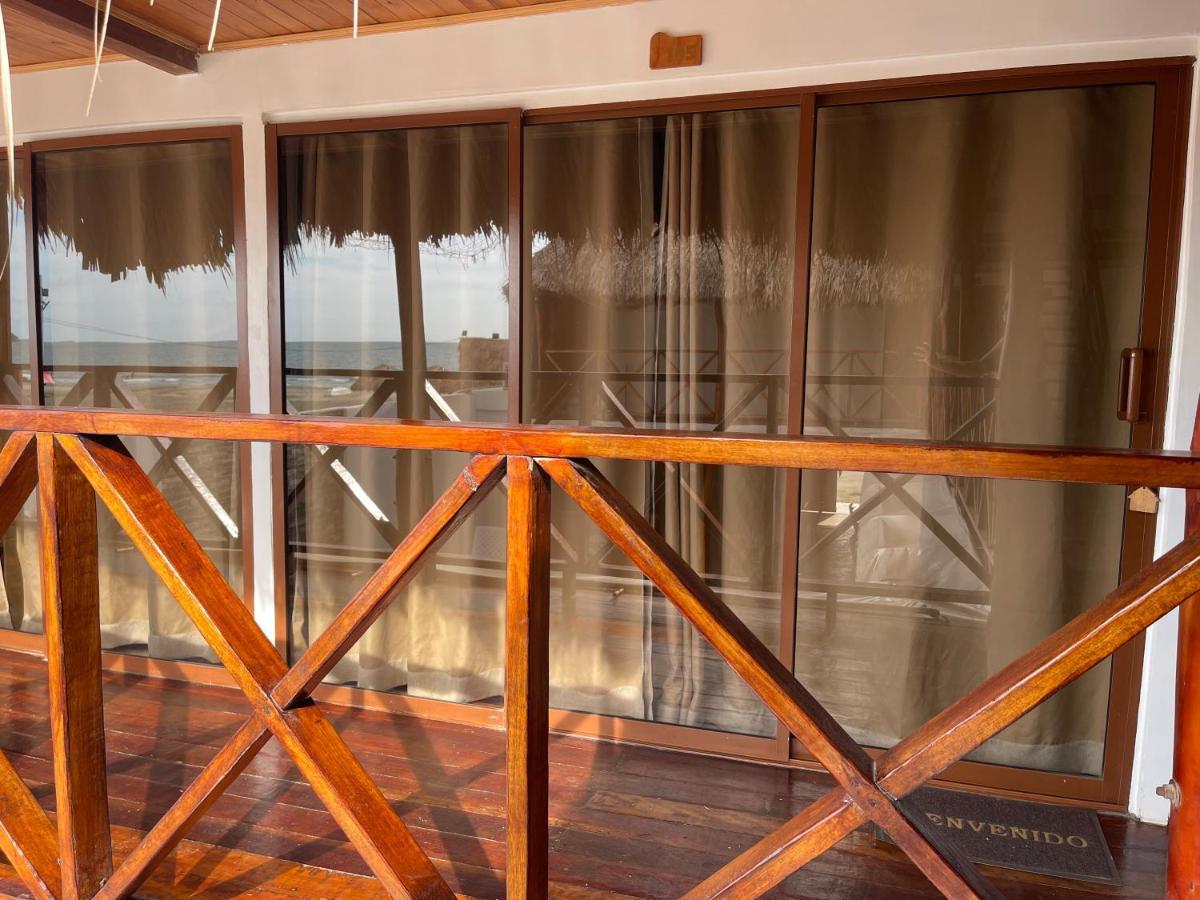 Y Restaurante Yalis Hotel