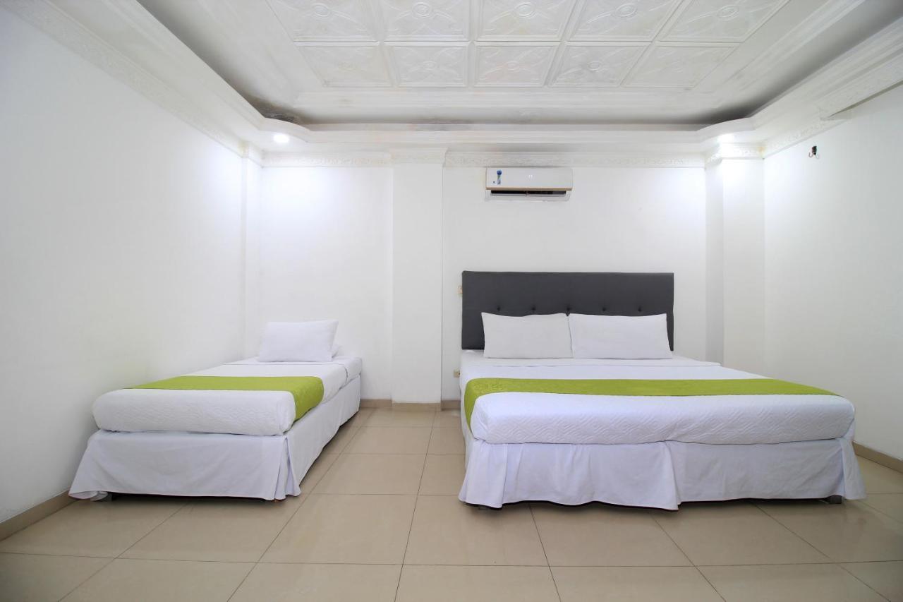Máshoteles Astrasuite 427 Hotel
