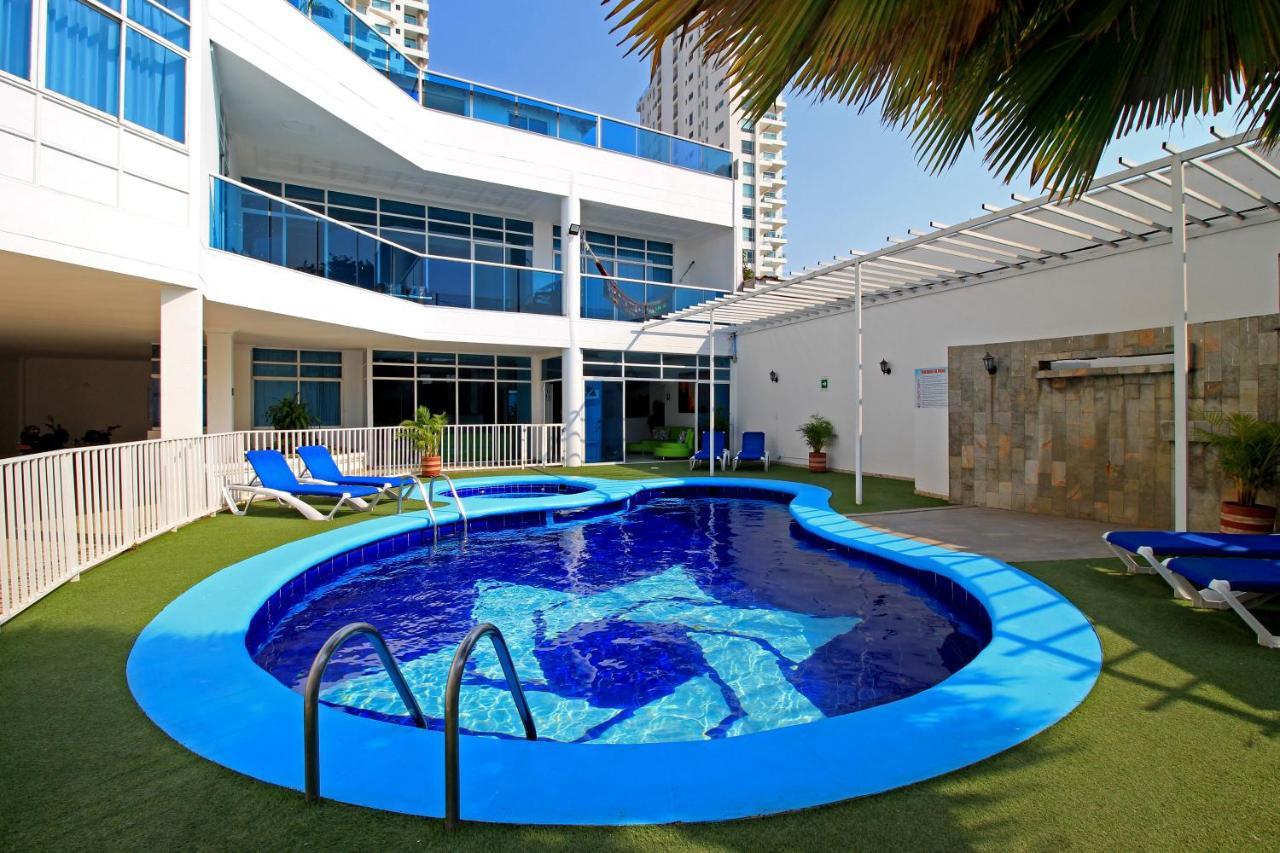 Máshoteles Astrasuite 427 Hotel 3*