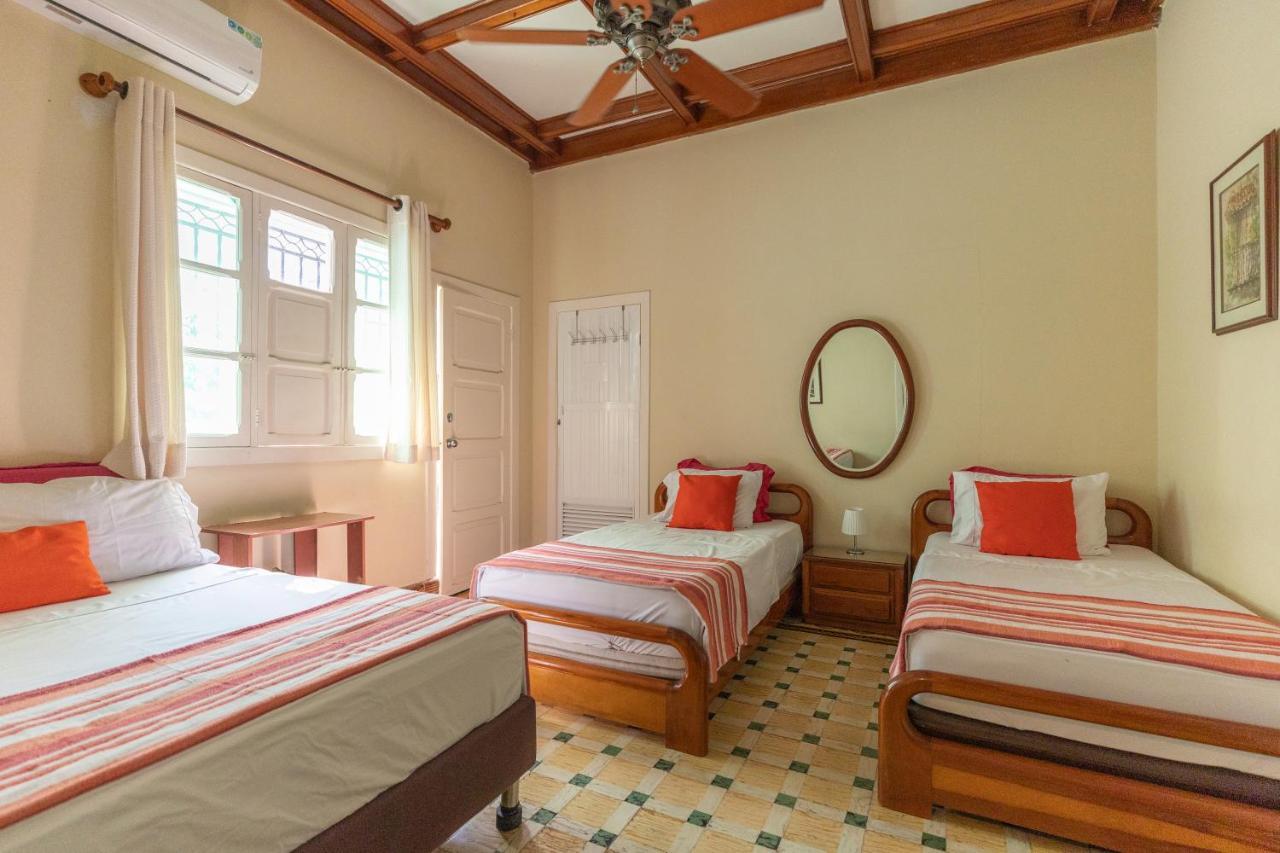La Casa Azul Homestay