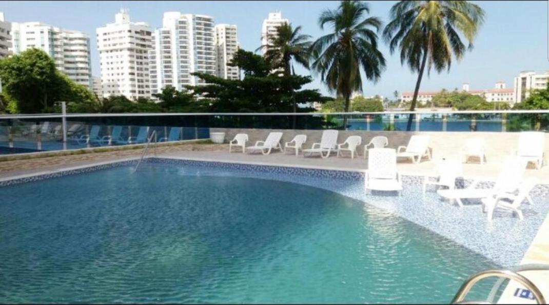 Estudio Low Cost Piso12 Frente A La Playa Apartamento *