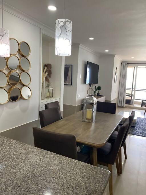 Modern Luxury In Apartamento Cartagena