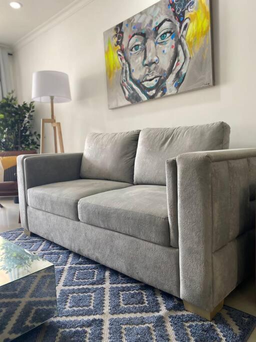 Modern Luxury In Apartamento *