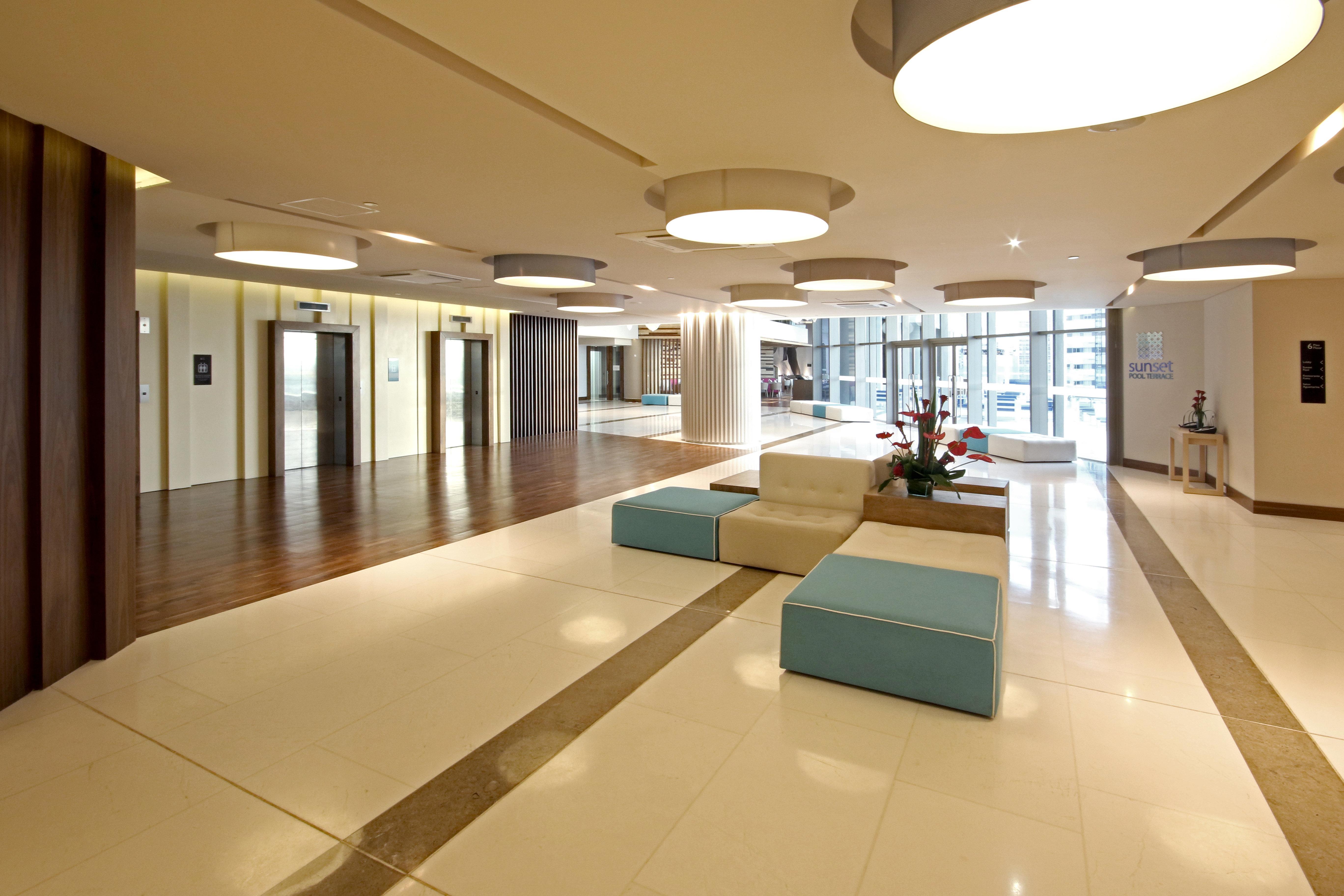 Intercontinental By Ihg Hotel 5*