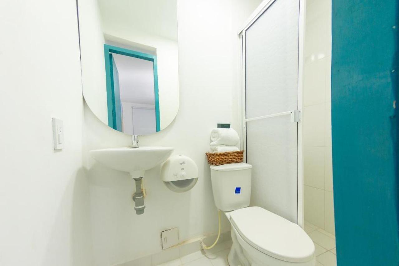 Ayenda Blue 1804