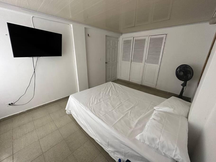 Apartamento Hermoso Apartamento Frente A La Playa En Cartagena!we Speak English 2 Bedrooms 80 Mt