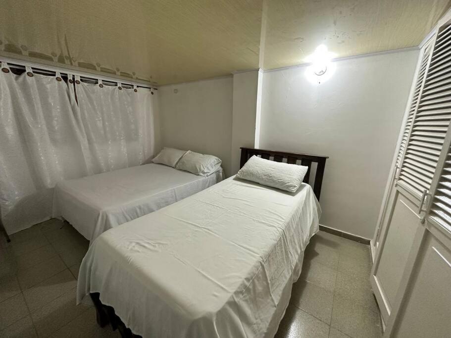 Apartamento Hermoso Apartamento Frente A La Playa En Cartagena!we Speak English 2 Bedrooms 80 Mt Cartagena