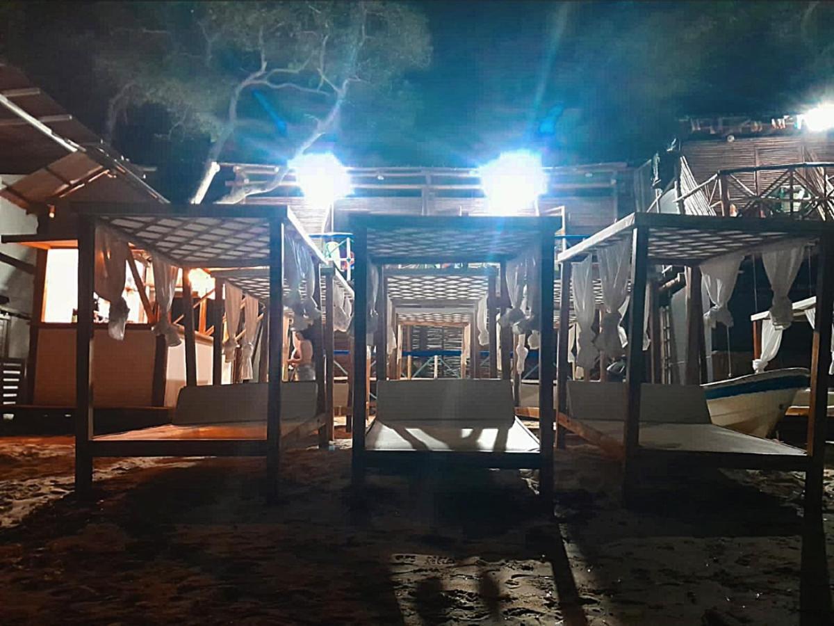 Oasisbluecartagena Hostal